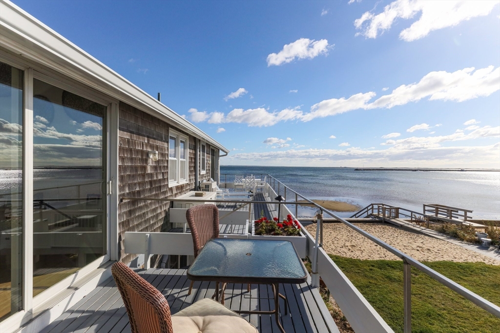 495 Commercial Street, Provincetown, Massachusetts, 1 Bedroom Bedrooms, 3 Rooms Rooms,1 BathroomBathrooms,Residential,For Sale,Commercial Street,73488816