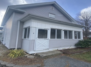 3 Driscoll, Upton, Massachusetts, 2 Bedrooms Bedrooms, 5 Rooms Rooms,1 BathroomBathrooms,Residential,For Sale,Driscoll,73454714 3 Driscoll, Upton, Massachusetts, 2 Bedrooms Bedrooms, 5 Rooms Rooms,1 BathroomBathrooms,Residential,For Sale,Driscoll,73454714