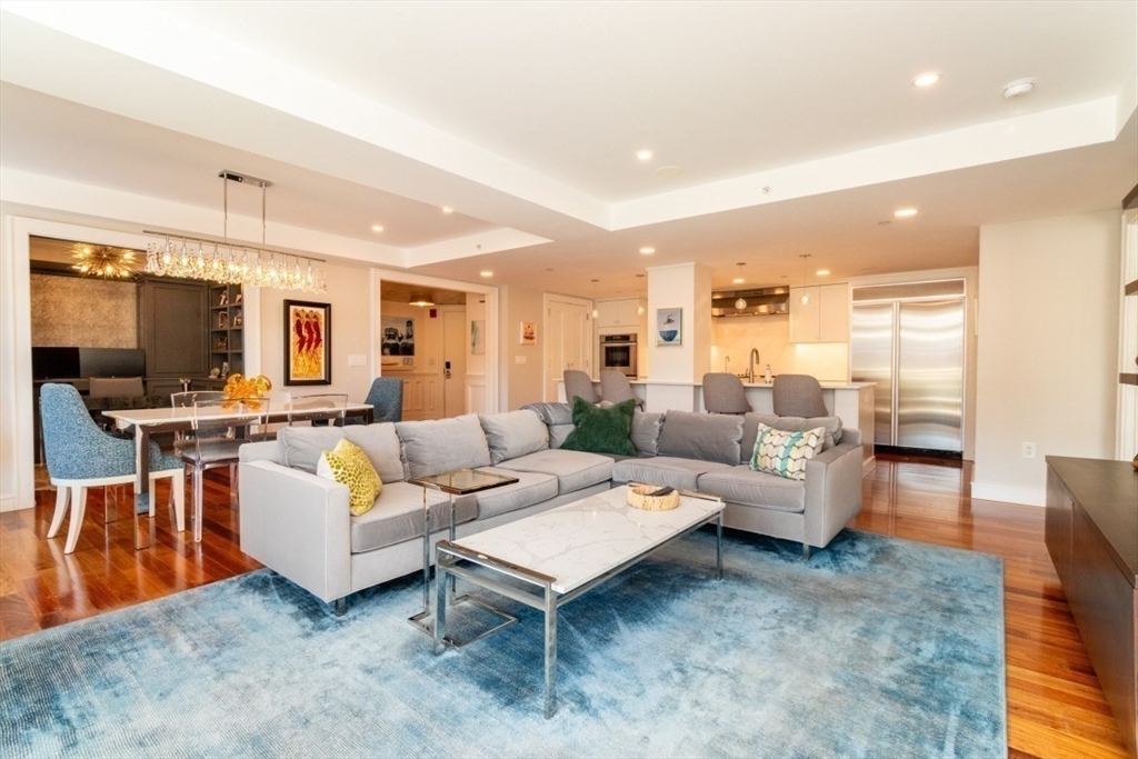 2 Battery Wharf, Boston, Massachusetts, 2 Bedrooms Bedrooms, 6 Rooms Rooms,2.5 BathroomsBathrooms,Residential,For Sale,Battery Wharf,73473406