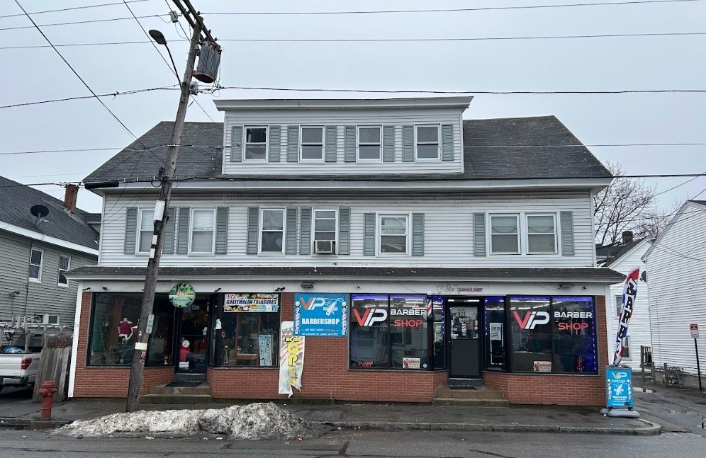 120 Lakeview Ave, Lowell, Massachusetts, 3 Bedrooms Bedrooms, 99 Rooms Rooms,4.5 BathroomsBathrooms,Residential Income,For Sale,Lakeview Ave,73488963