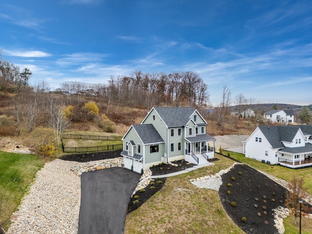 122 Seven Sister Rd, Haverhill, Massachusetts, 4 Bedrooms Bedrooms, 10 Rooms Rooms,3.5 BathroomsBathrooms,Residential,For Sale,Seven Sister Rd,73489092