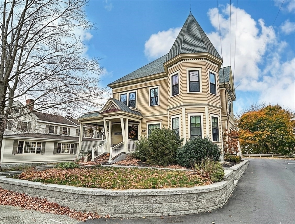 24 Chelmsford, Chelmsford, Massachusetts, 2 Bedrooms Bedrooms, 4 Rooms Rooms,2 BathroomsBathrooms,Residential Lease,For Rent,Chelmsford,73489021