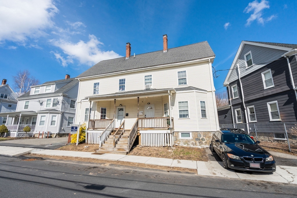23-25 Hoyle St, Norwood, Massachusetts, 7 Bedrooms Bedrooms, 15 Rooms Rooms,3 BathroomsBathrooms,Residential Income,For Sale,Hoyle St,73489043
