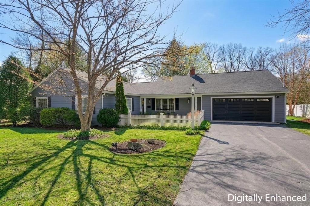 37 Westwood Road, Shrewsbury, Massachusetts, 3 Bedrooms Bedrooms, 6 Rooms Rooms,2 BathroomsBathrooms,Residential,For Sale,Westwood Road,73489046