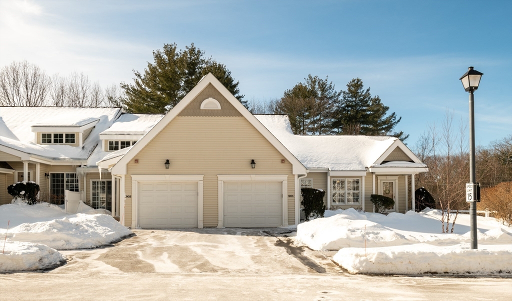 901 Alyssa Dr, Groveland, Massachusetts, 2 Bedrooms Bedrooms, 4 Rooms Rooms,2 BathroomsBathrooms,Residential,For Sale,Alyssa Dr,73477603