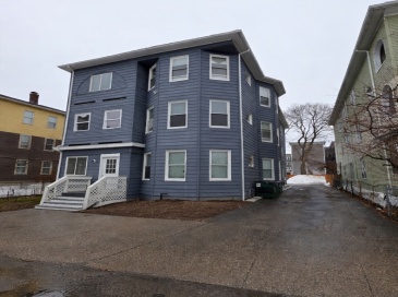 8 Pelham St, Worcester, Massachusetts, 9 Bedrooms Bedrooms, 18 Rooms Rooms,4 BathroomsBathrooms,Residential Income,For Sale,Pelham St,73489319