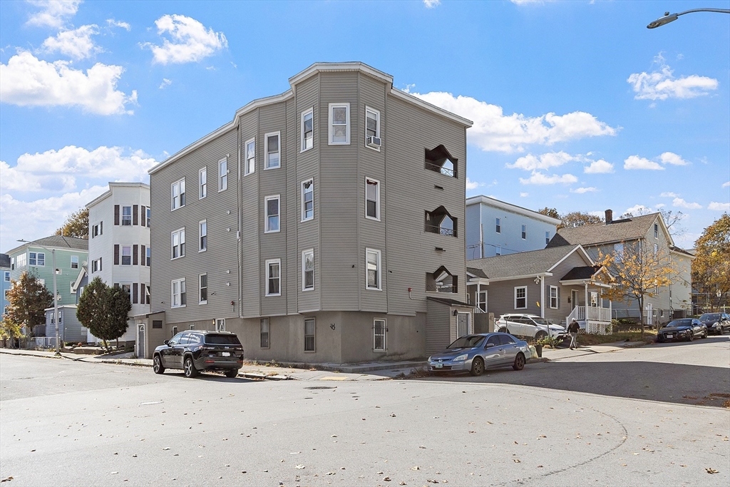 40 Aetna Street, Worcester, Massachusetts, 15 Bedrooms Bedrooms, 23 Rooms Rooms,5 BathroomsBathrooms,Residential Income,For Sale,Aetna Street,73489311