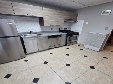 1710 Commowealth, Boston, Massachusetts, 3 Bedrooms Bedrooms, 6 Rooms Rooms,1 BathroomBathrooms,Residential Lease,For Rent,Commowealth,73489169