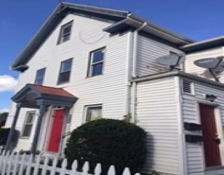 446-448 Main Street, Brockton, Massachusetts, 3 Bedrooms Bedrooms, 6 Rooms Rooms,1 BathroomBathrooms,Residential Lease,For Rent,Main Street,73489241