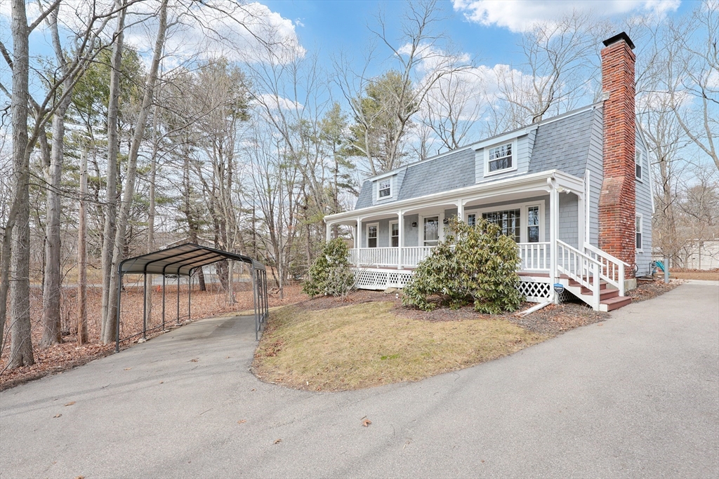 72 Fruit Street, Ashland, Massachusetts, 3 Bedrooms Bedrooms, 8 Rooms Rooms,1.5 BathroomsBathrooms,Residential,For Sale,Fruit Street,73489270