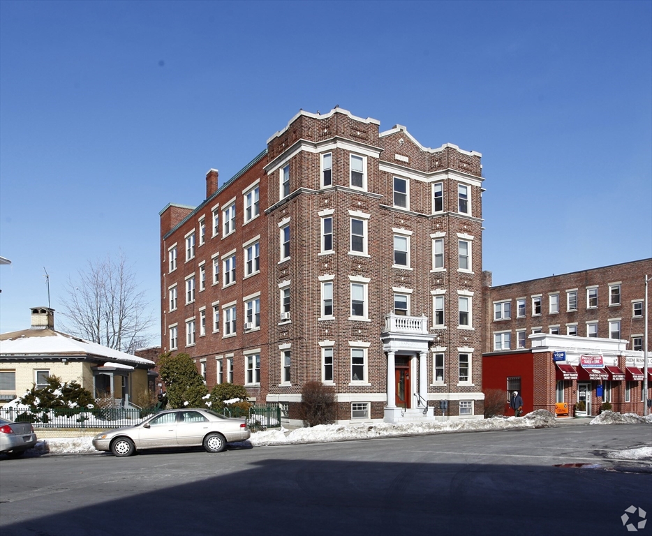 1 Harbor, Salem, Massachusetts, 1 Bedroom Bedrooms, 4 Rooms Rooms,1 BathroomBathrooms,Residential Lease,For Rent,Harbor,73489299