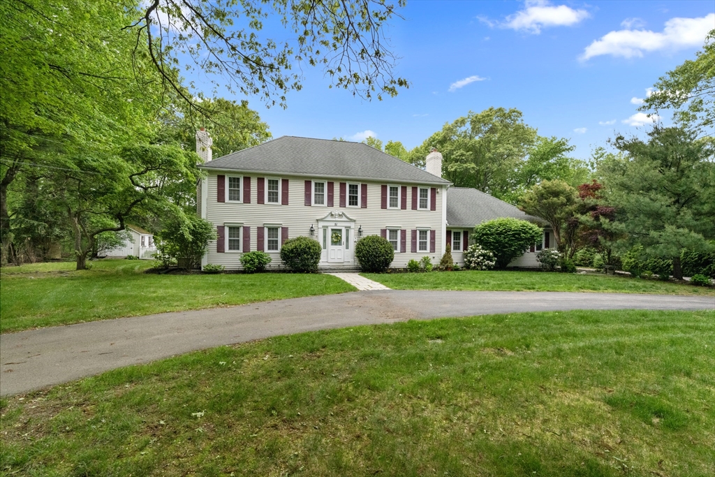 51 Lackey Street, Westborough, Massachusetts, 4 Bedrooms Bedrooms, 11 Rooms Rooms,3.5 BathroomsBathrooms,Residential,For Sale,Lackey Street,73489144