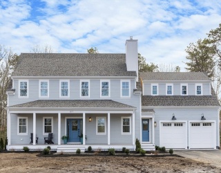 817 Race Lane, Barnstable, Massachusetts, 3 Bedrooms Bedrooms, 8 Rooms Rooms,3.5 BathroomsBathrooms,Residential,For Sale,Race Lane,73489355