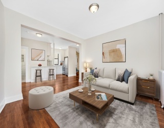 11 Park Dr, Boston, Massachusetts, 2 Bedrooms Bedrooms, 4 Rooms Rooms,1 BathroomBathrooms,Residential,For Sale,Park Dr,73489362