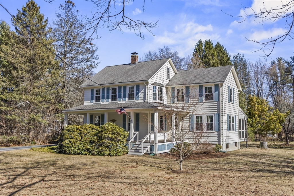 260 Lincoln Road, Lincoln, Massachusetts, 4 Bedrooms Bedrooms, 8 Rooms Rooms,1.5 BathroomsBathrooms,Residential,For Sale,Lincoln Road,73489454