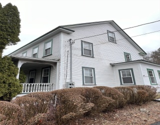 8 Mechanic St, Ware, Massachusetts, 2 Bedrooms Bedrooms, 4 Rooms Rooms,1 BathroomBathrooms,Residential Lease,For Rent,Mechanic St,73489469