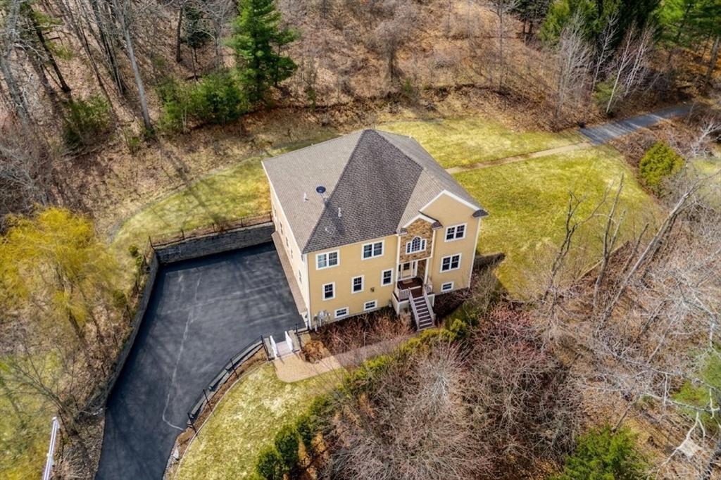 98R Walnut Street, Shrewsbury, Massachusetts, 6 Bedrooms Bedrooms, 11 Rooms Rooms,5 BathroomsBathrooms,Residential,For Sale,Walnut Street,73489161