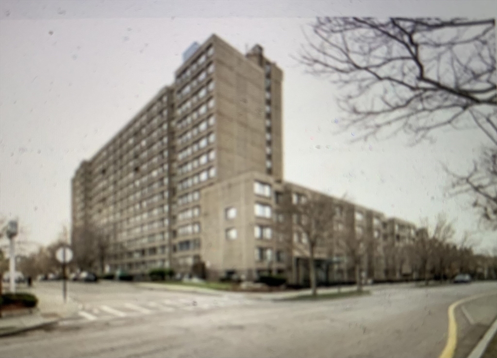 1731 Beacon, Brookline, Massachusetts, 2 Bedrooms Bedrooms, 4 Rooms Rooms,1 BathroomBathrooms,Residential Lease,For Rent,Beacon,73489481