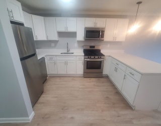 55 David Terrace, Norwood, Massachusetts, 2 Bedrooms Bedrooms, 4 Rooms Rooms,1 BathroomBathrooms,Residential Lease,For Rent,David Terrace,73489483