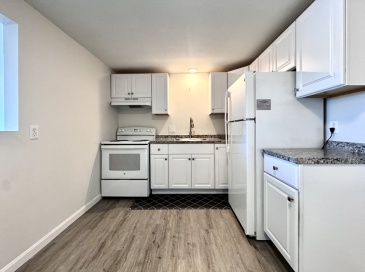 50-58 Walnut St, Waltham, Massachusetts, 1 Bedroom Bedrooms, 3 Rooms Rooms,1 BathroomBathrooms,Residential Lease,For Rent,Walnut St,73474719