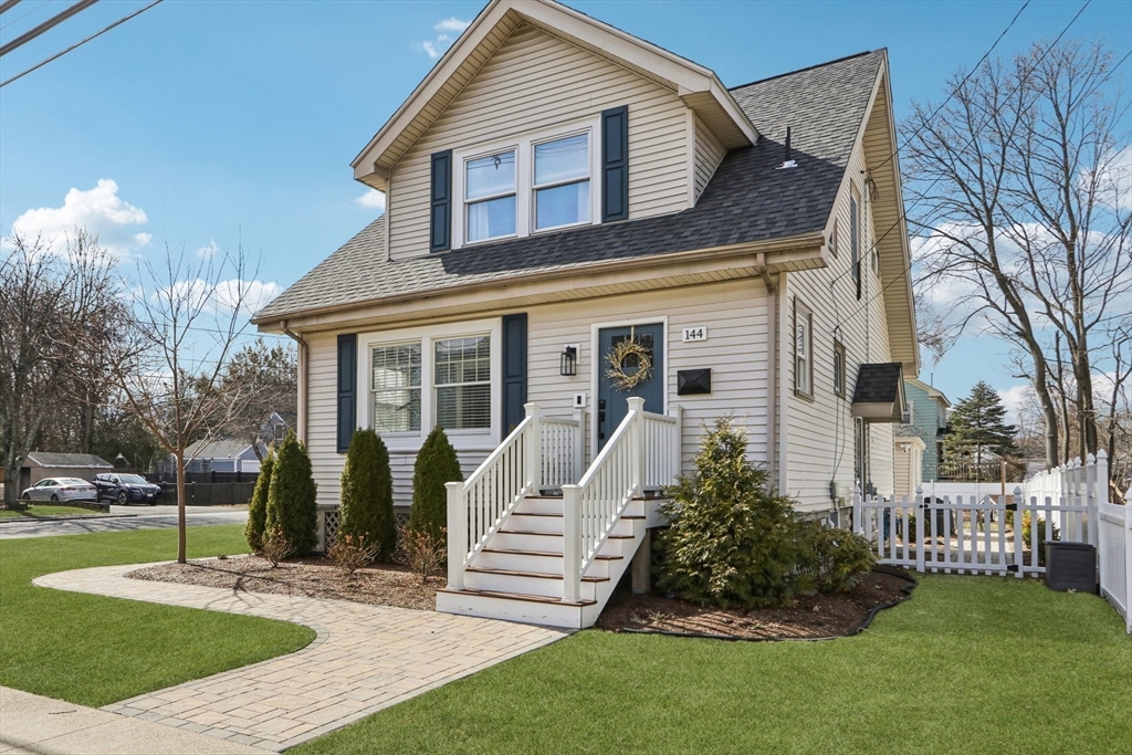 144 Bishop St, Framingham, Massachusetts, 3 Bedrooms Bedrooms, 7 Rooms Rooms,1.5 BathroomsBathrooms,Residential,For Sale,Bishop St,73489521