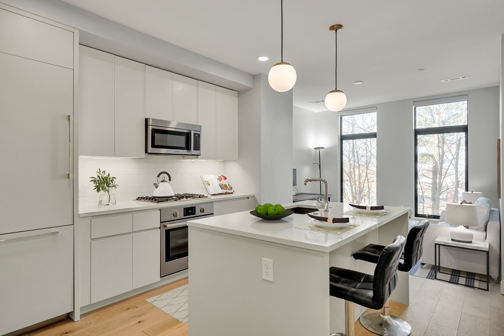 191 Washington Steet, Boston, Massachusetts, 1 Bedroom Bedrooms, 4 Rooms Rooms,1 BathroomBathrooms,Residential,For Sale,Washington Steet,73489525