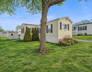 9 Musket Rd, Taunton, Massachusetts, 2 Bedrooms Bedrooms, 4 Rooms Rooms,1.5 BathroomsBathrooms,Residential,For Sale,Musket Rd,73489590