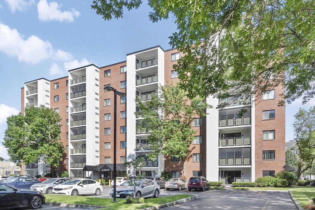 28 Ninth St, Medford, Massachusetts, 2 Bedrooms Bedrooms, 5 Rooms Rooms,2 BathroomsBathrooms,Residential Lease,For Rent,Ninth St,73489562