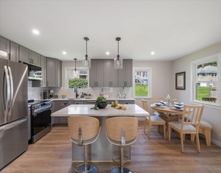 79 Humes Ave, Worcester, Massachusetts, 3 Bedrooms Bedrooms, 5 Rooms Rooms,2 BathroomsBathrooms,Residential,For Sale,Humes Ave,73489621