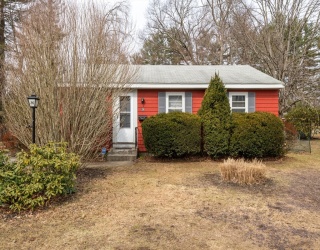 26 Nickerson Road, Bedford, Massachusetts, 3 Bedrooms Bedrooms, 7 Rooms Rooms,1.5 BathroomsBathrooms,Residential,For Sale,Nickerson Road,73489636