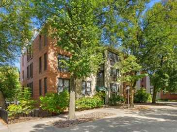 6 Juniper St, Brookline, Massachusetts, 3 Bedrooms Bedrooms, 5 Rooms Rooms,1 BathroomBathrooms,Residential,For Sale,Juniper St,73434682