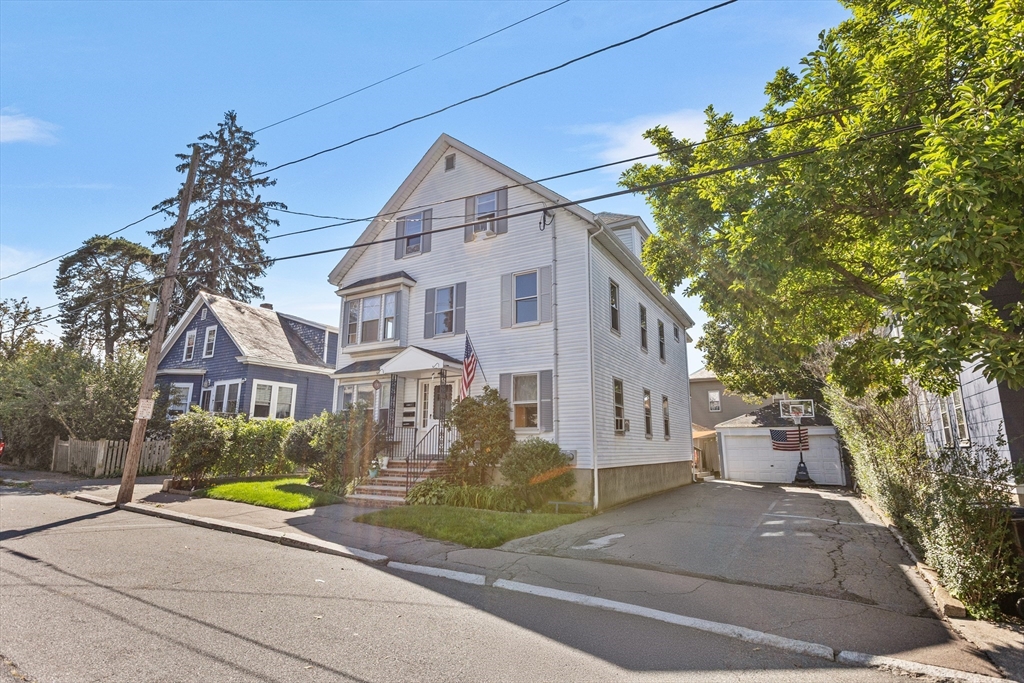 24 Wisteria St, Salem, Massachusetts, 2 Bedrooms Bedrooms, 5 Rooms Rooms,1 BathroomBathrooms,Residential,For Sale,Wisteria St,73429862