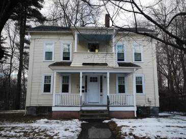 22 Eleanor Rd, Springfield, Massachusetts, 6 Bedrooms Bedrooms, 10 Rooms Rooms,2 BathroomsBathrooms,Residential Income,For Sale,Eleanor Rd,73465928