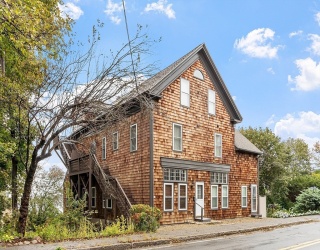 105 Granite Street, Rockport, Massachusetts, 2 Bedrooms Bedrooms, 5 Rooms Rooms,1 BathroomBathrooms,Residential Lease,For Rent,Granite Street,73447030