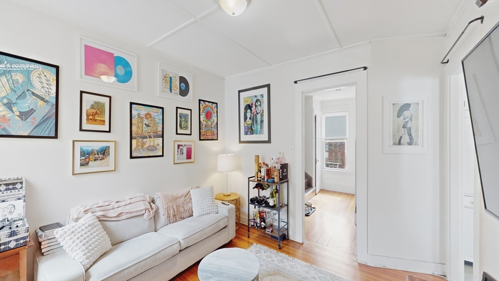 64 Winslow Ave., Somerville, Massachusetts, 3 Bedrooms Bedrooms, 7 Rooms Rooms,1 BathroomBathrooms,Residential Lease,For Rent,Winslow Ave.,73489705