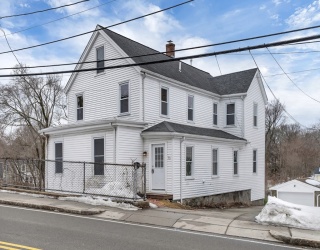 73 Walnut St, Dedham, Massachusetts, 3 Bedrooms Bedrooms, 7 Rooms Rooms,1.5 BathroomsBathrooms,Residential,For Sale,Walnut St,73489728
