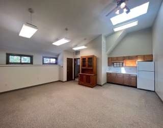 32 Elm, Westfield, Massachusetts, ,Commercial Lease,For Rent,Elm,73489739