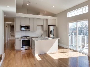 204 Spencer Ave, Chelsea, Massachusetts, 2 Bedrooms Bedrooms, 5 Rooms Rooms,2 BathroomsBathrooms,Residential Lease,For Rent,Spencer Ave,73489747