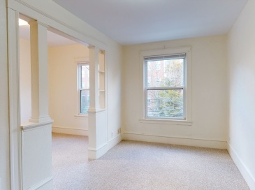 34 Crescent, Waltham, Massachusetts, 3 Rooms Rooms,1 BathroomBathrooms,Residential Lease,For Rent,Crescent,73483826