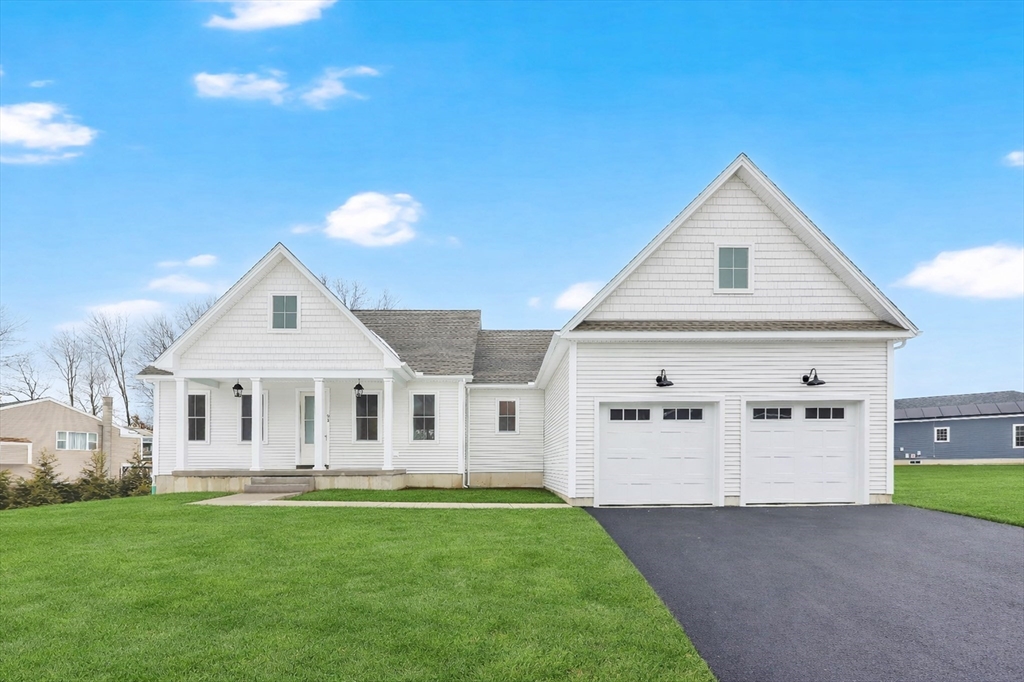 91 Nicole Terrace, Agawam, Massachusetts, 3 Bedrooms Bedrooms, 6 Rooms Rooms,2 BathroomsBathrooms,Residential,For Sale,Nicole Terrace,73486364