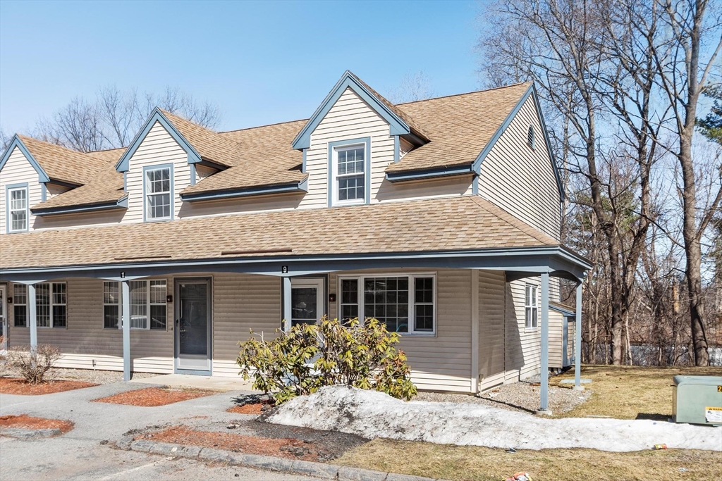 9 Kennedy Drive, Chelmsford, Massachusetts, 2 Bedrooms Bedrooms, 4 Rooms Rooms,1.5 BathroomsBathrooms,Residential Lease,For Rent,Kennedy Drive,73489877