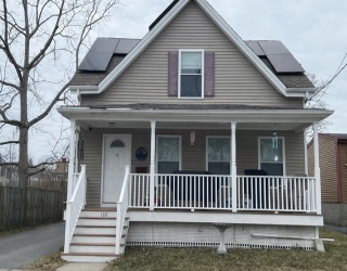 132 Pleasant St, Fairhaven, Massachusetts, 3 Bedrooms Bedrooms, 6 Rooms Rooms,1.5 BathroomsBathrooms,Residential,For Sale,Pleasant St,73489883