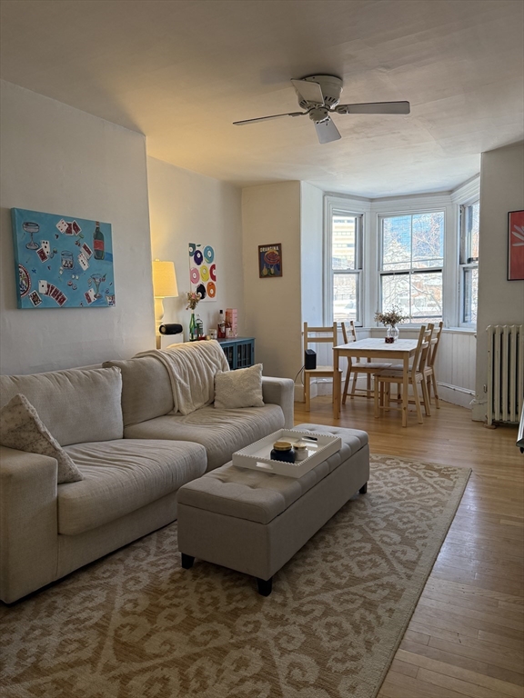 234 W Canton, Boston, Massachusetts, 2 Bedrooms Bedrooms, 5 Rooms Rooms,1 BathroomBathrooms,Residential Lease,For Rent,W Canton,73489910