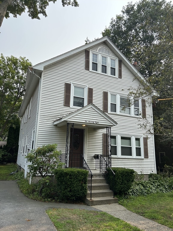 278 Cabot, Newton, Massachusetts, 2 Bedrooms Bedrooms, 6 Rooms Rooms,1 BathroomBathrooms,Residential Lease,For Rent,Cabot,73489946