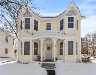 60 Broadway Street, Westford, Massachusetts, 2 Bedrooms Bedrooms, 6 Rooms Rooms,1.5 BathroomsBathrooms,Residential Lease,For Rent,Broadway Street,73489956