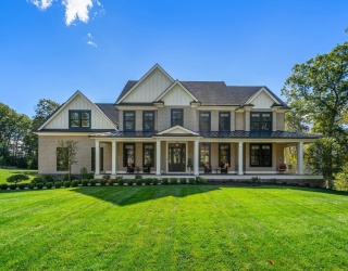 9 Wedge Way, Rehoboth, Massachusetts, 4 Bedrooms Bedrooms, 12 Rooms Rooms,4.5 BathroomsBathrooms,Residential,For Sale,Wedge Way,73490014