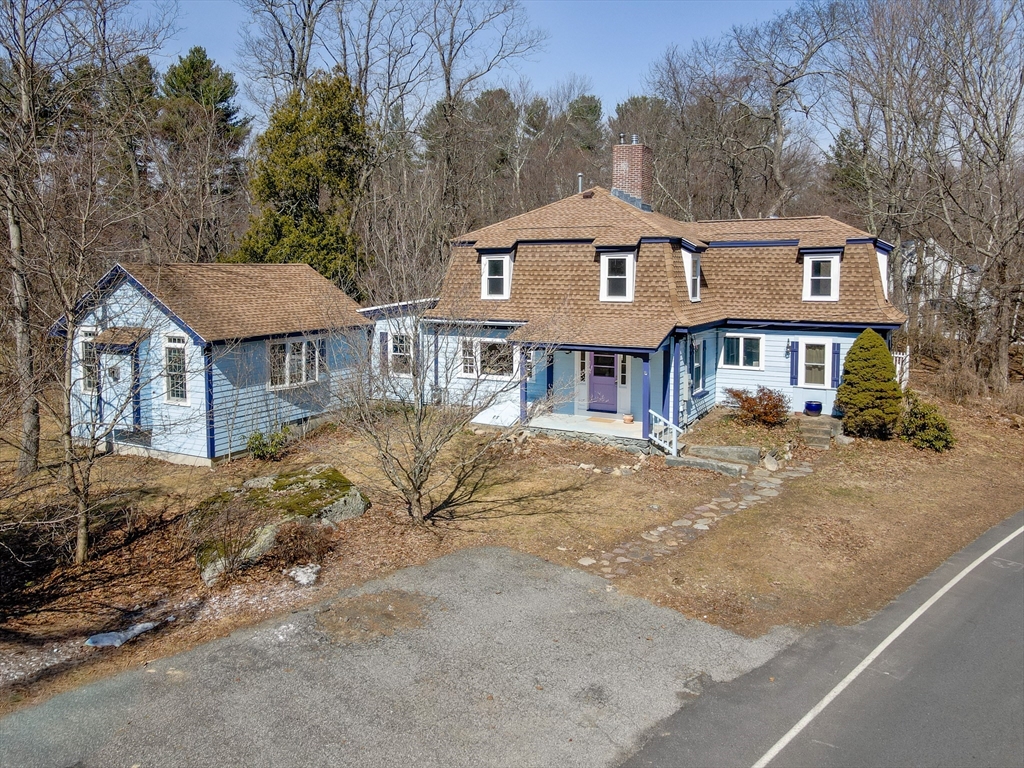 101 Hunt Rd, Chelmsford, Massachusetts, 4 Bedrooms Bedrooms, 8 Rooms Rooms,2 BathroomsBathrooms,Residential,For Sale,Hunt Rd,73490130