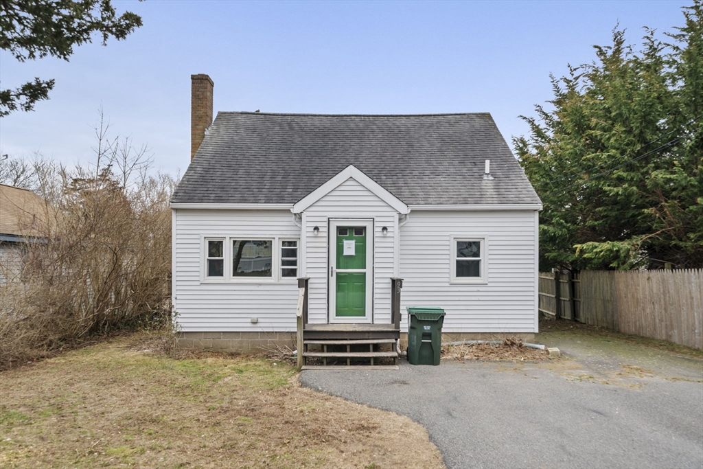 93 Franklin St, Marshfield, Massachusetts, 3 Bedrooms Bedrooms, 6 Rooms Rooms,1 BathroomBathrooms,Residential,For Sale,Franklin St,73490152