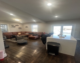 15 Washburn St, Boston, Massachusetts, 4 Bedrooms Bedrooms, 5 Rooms Rooms,2 BathroomsBathrooms,Residential Lease,For Rent,Washburn St,73490182