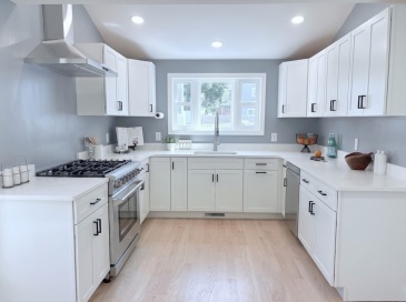 43 1/2 6th Avenue, Haverhill, Massachusetts, 3 Bedrooms Bedrooms, 6 Rooms Rooms,2 BathroomsBathrooms,Residential,For Sale,6th Avenue,73490208